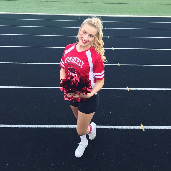 Meet your Posher, Katelyn - Picture 1 of 1